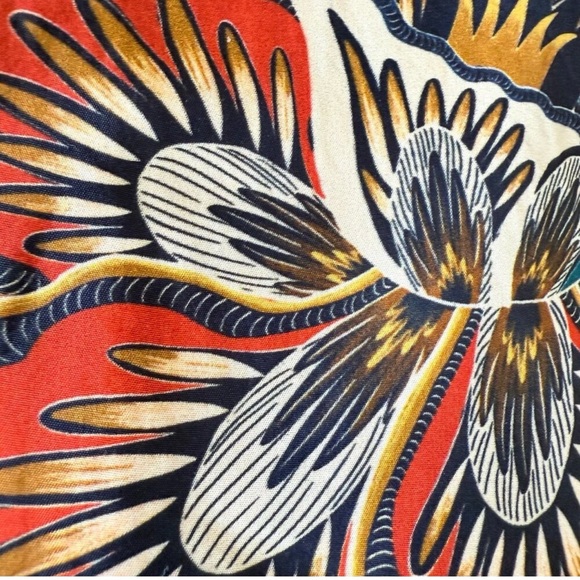 FARM Rio Vibrant Red and Blue Patterned Dress Parrots - Picture 10 of 16